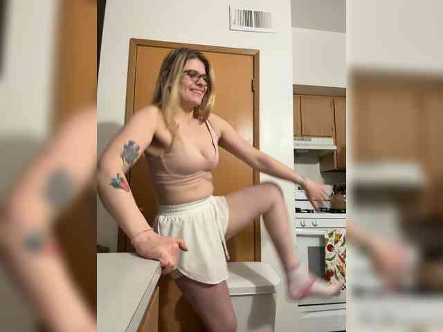 ReneeAnderson webcam