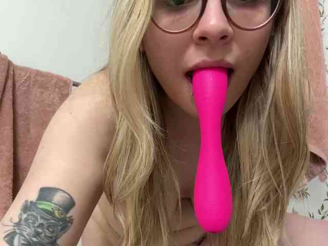 ReneeAnderson Live Webcam on BongaCams
