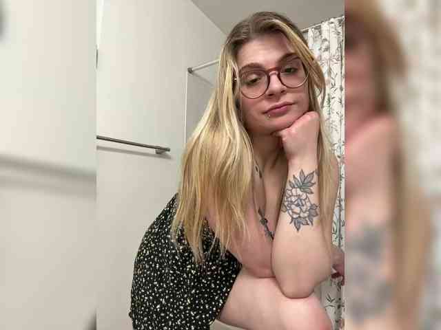 ReneeAnderson webcam