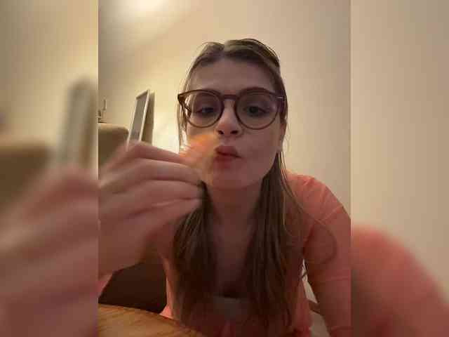 ReneeAnderson webcam