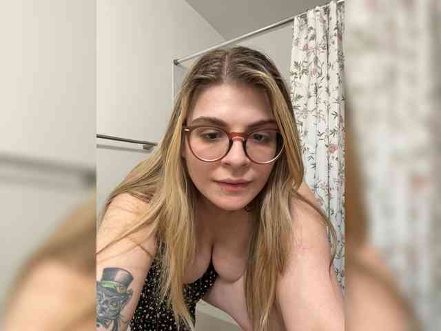 ReneeAnderson webcam
