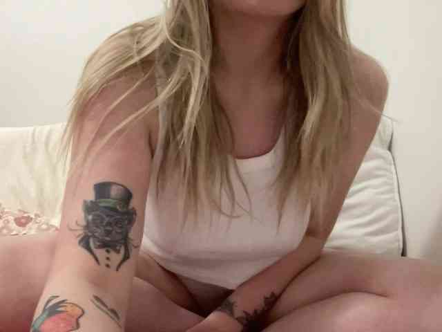 ReneeAnderson webcam