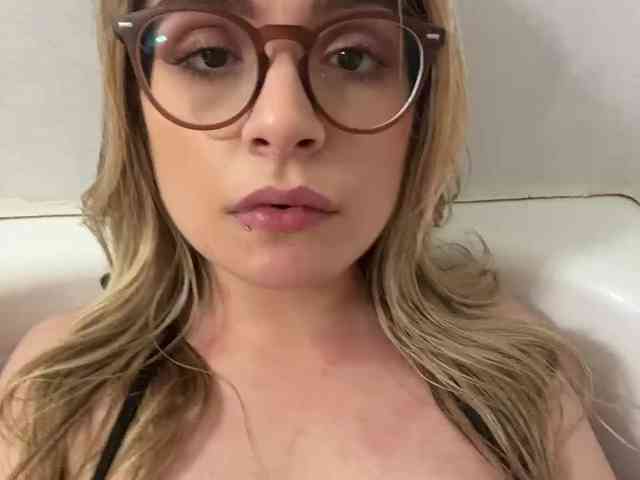 ReneeAnderson webcam