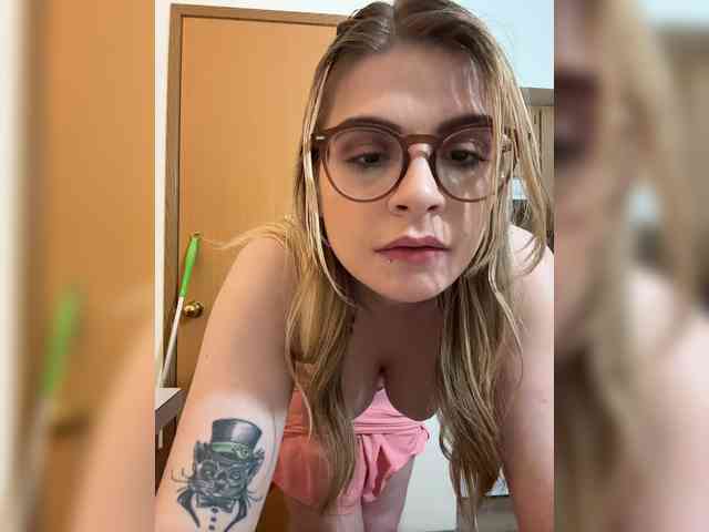 ReneeAnderson webcam