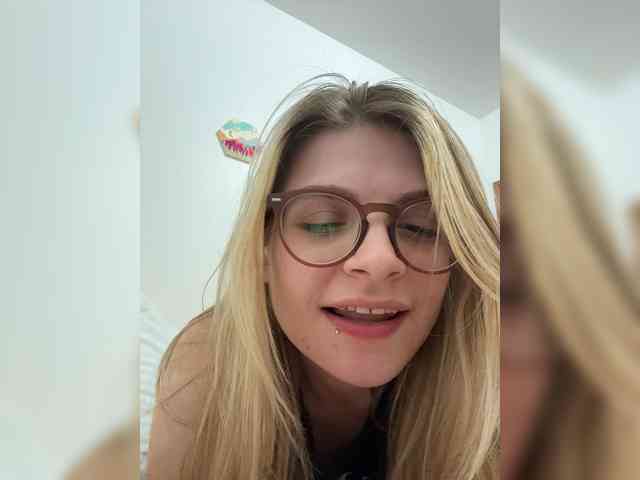 ReneeAnderson webcam