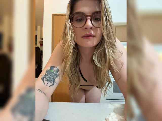 ReneeAnderson webcam