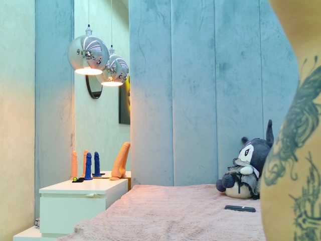 Christahot live cam on BongaCams