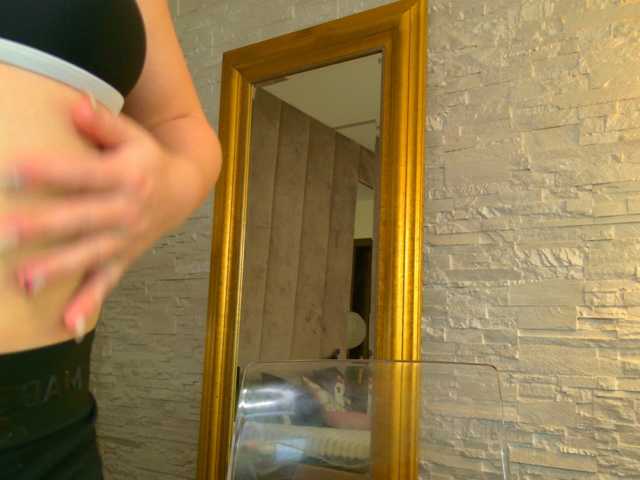 Christahot live cam on BongaCams