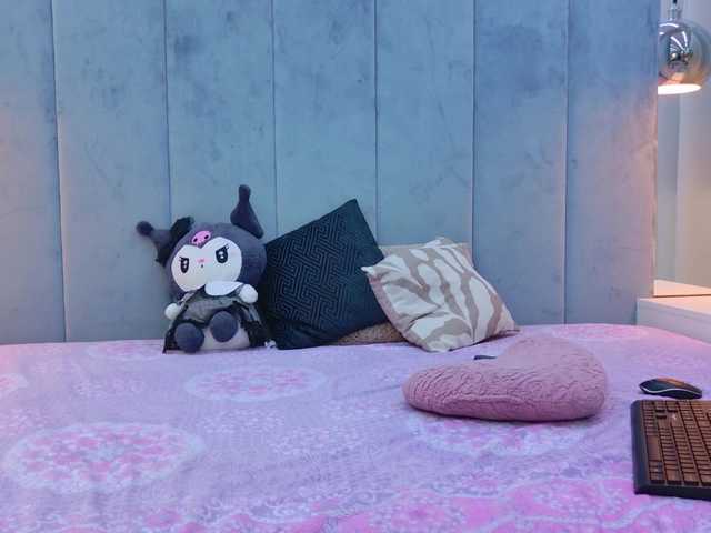 Christahot live cam on BongaCams