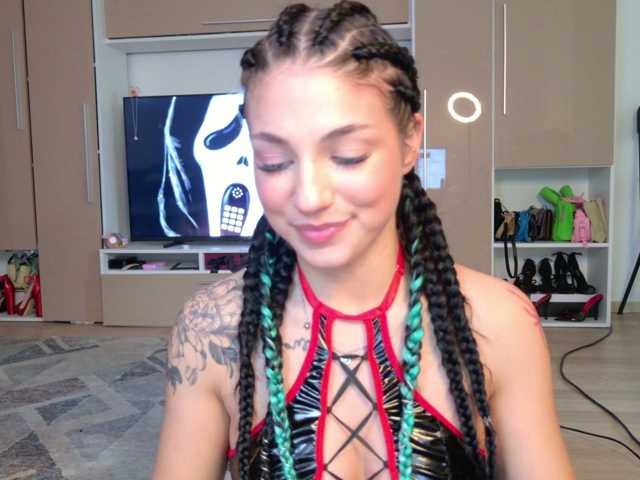 Christahot live cam on BongaCams