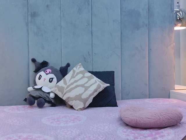 Christahot live webcam show