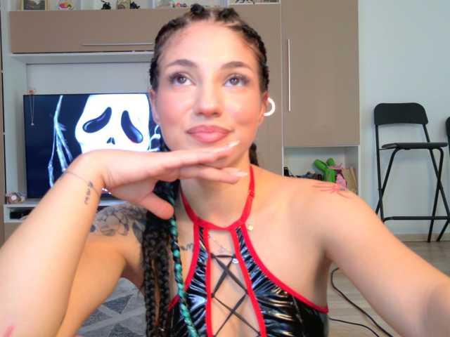 Christahot live cam on BongaCams