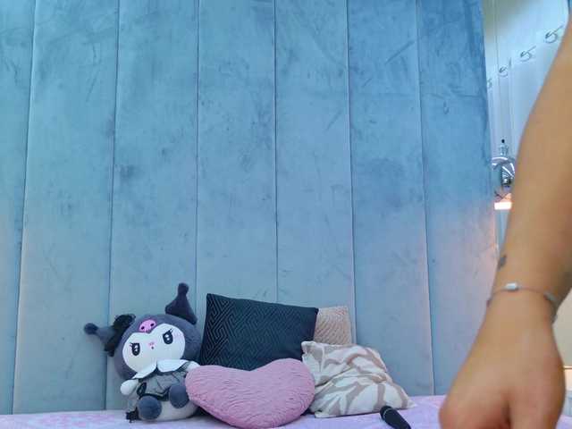 Christahot live cam on BongaCams