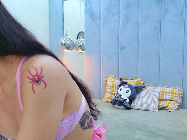 Christahot live cam on BongaCams