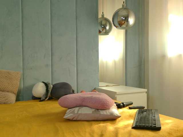 Christahot live cam on BongaCams