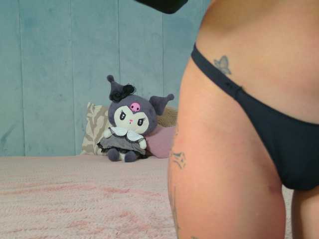 Christahot live cam on BongaCams