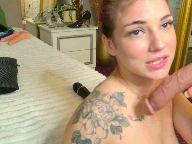 Christahot webcam