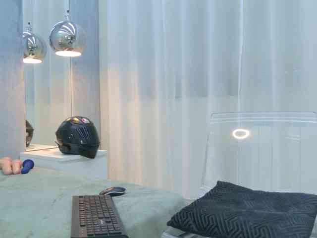Christahot Live Webcam on BongaCams