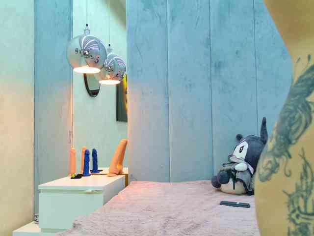 Christahot webcam