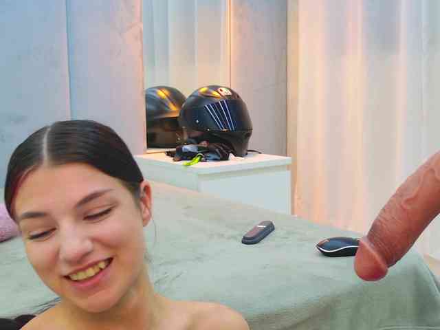 Christahot webcam