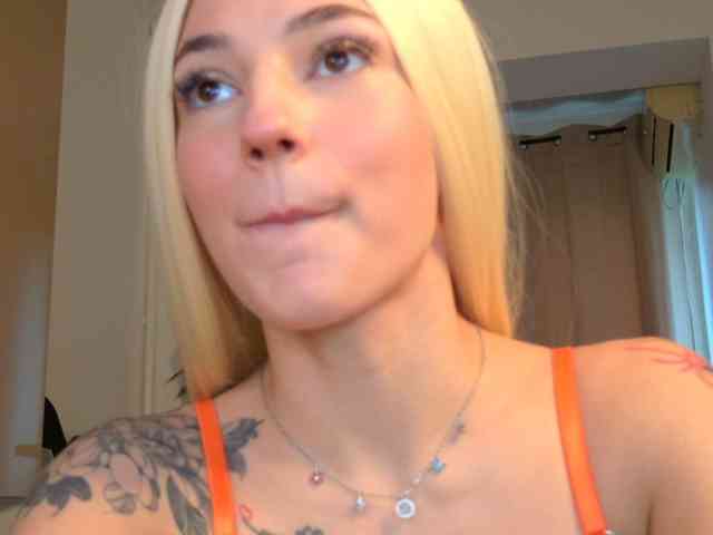 Christahot webcam