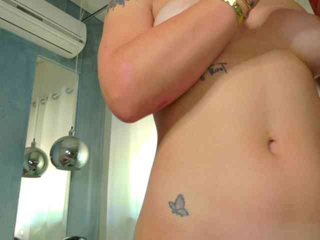 Christahot webcam