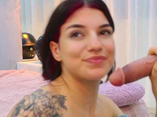 Christahot webcam