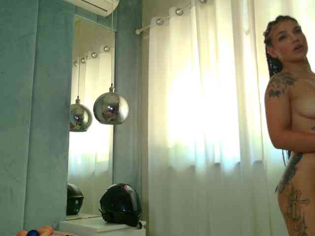 Christahot webcam