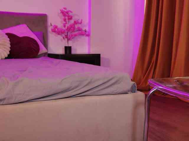 Christahot Live Webcam on BongaCams