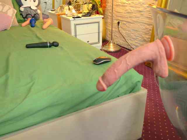 Christahot webcam