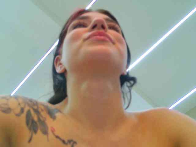 Christahot webcam