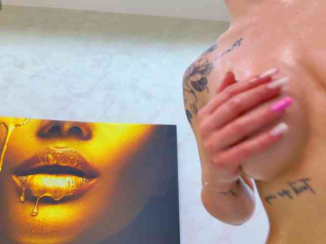 Christahot webcam