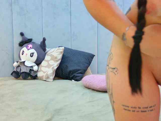 Christahot webcam
