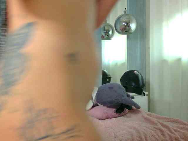 Christahot webcam