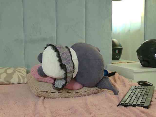 Christahot webcam