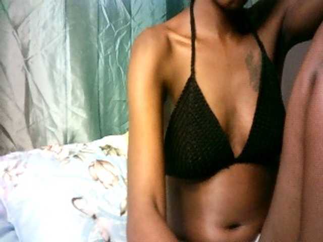 badassebony live cam on BongaCams