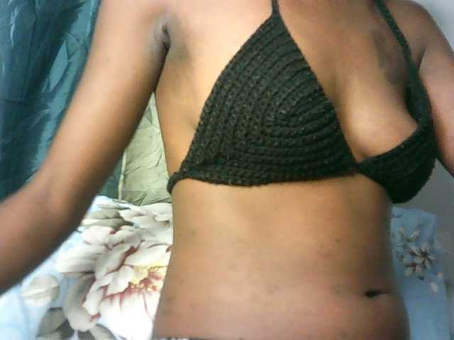 badassebony live cam on BongaCams