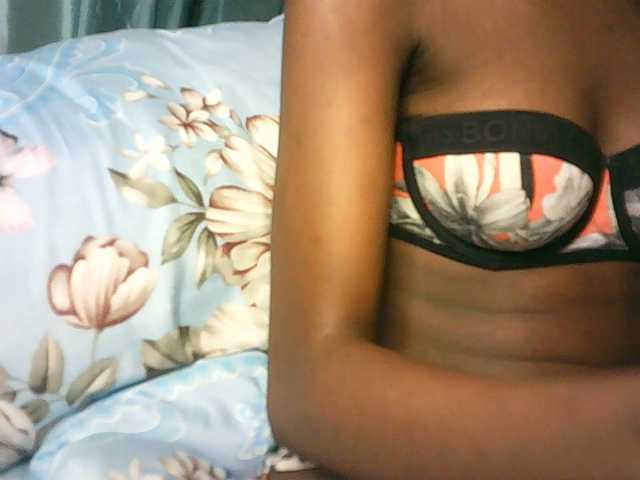 badassebony live cam on BongaCams