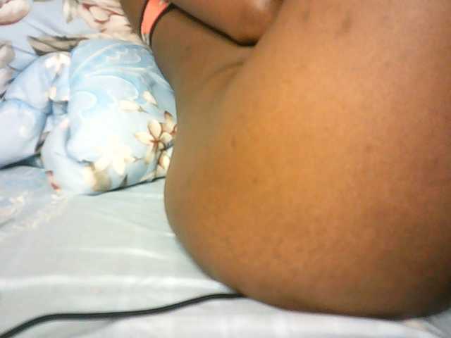 badassebony live cam on BongaCams