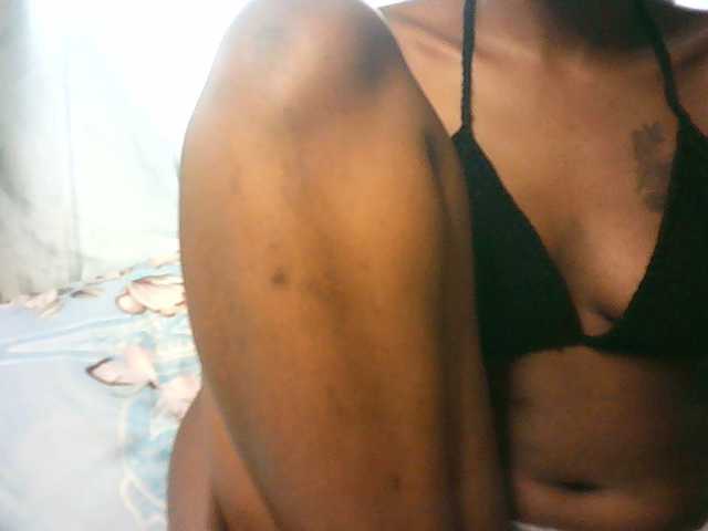 badassebony live cam on BongaCams
