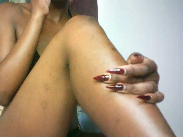 badassebony live cam on BongaCams