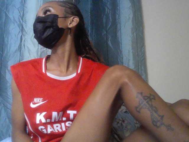 badassebony live cam on BongaCams
