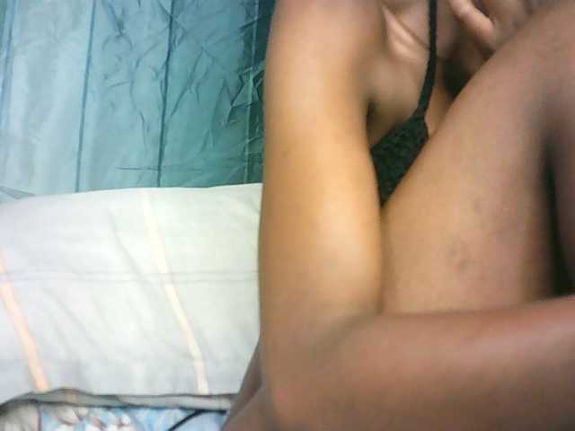 badassebony live cam on BongaCams