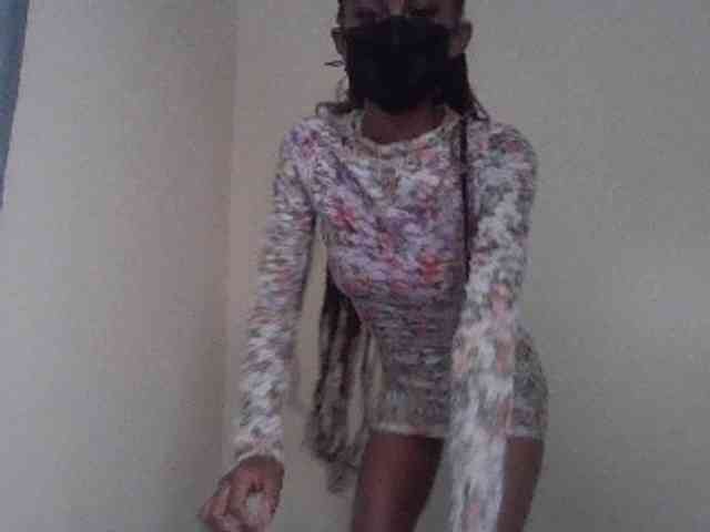 Model: blackebony100