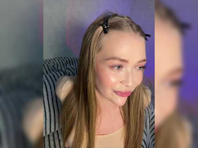 MILEDIUM Live Cam on BongaCams