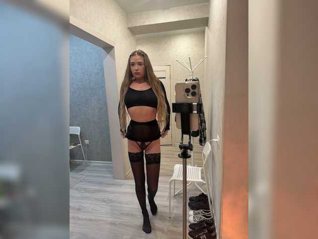 MILEDIUM live cam on BongaCams