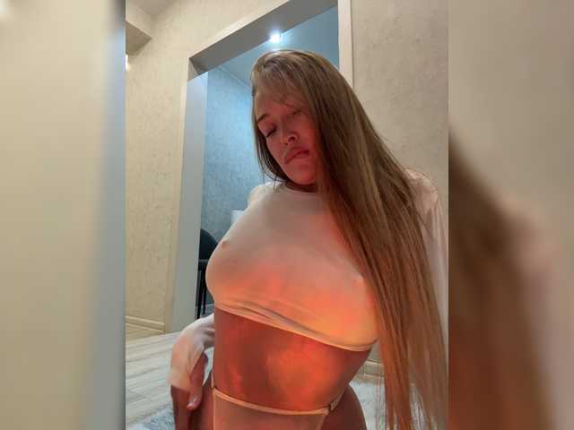 MILEDIUM live cam on BongaCams