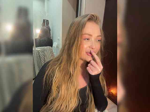MILEDIUM Live Webcam on BongaCams