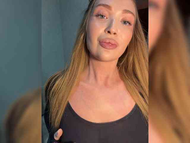 MILEDIUM Sex Cam Show