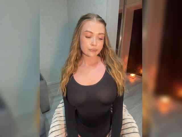 MILEDIUM Sex Cam Show